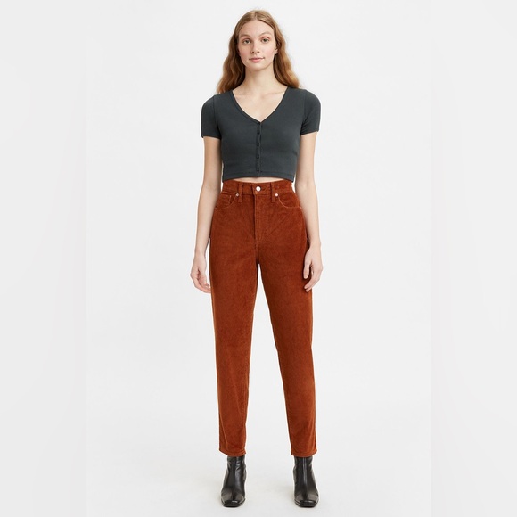 Levi's® Women’s High-Waisted Corduroy Mom Jeans in Mahogany Cord Size 27 - Picture 2 of 5